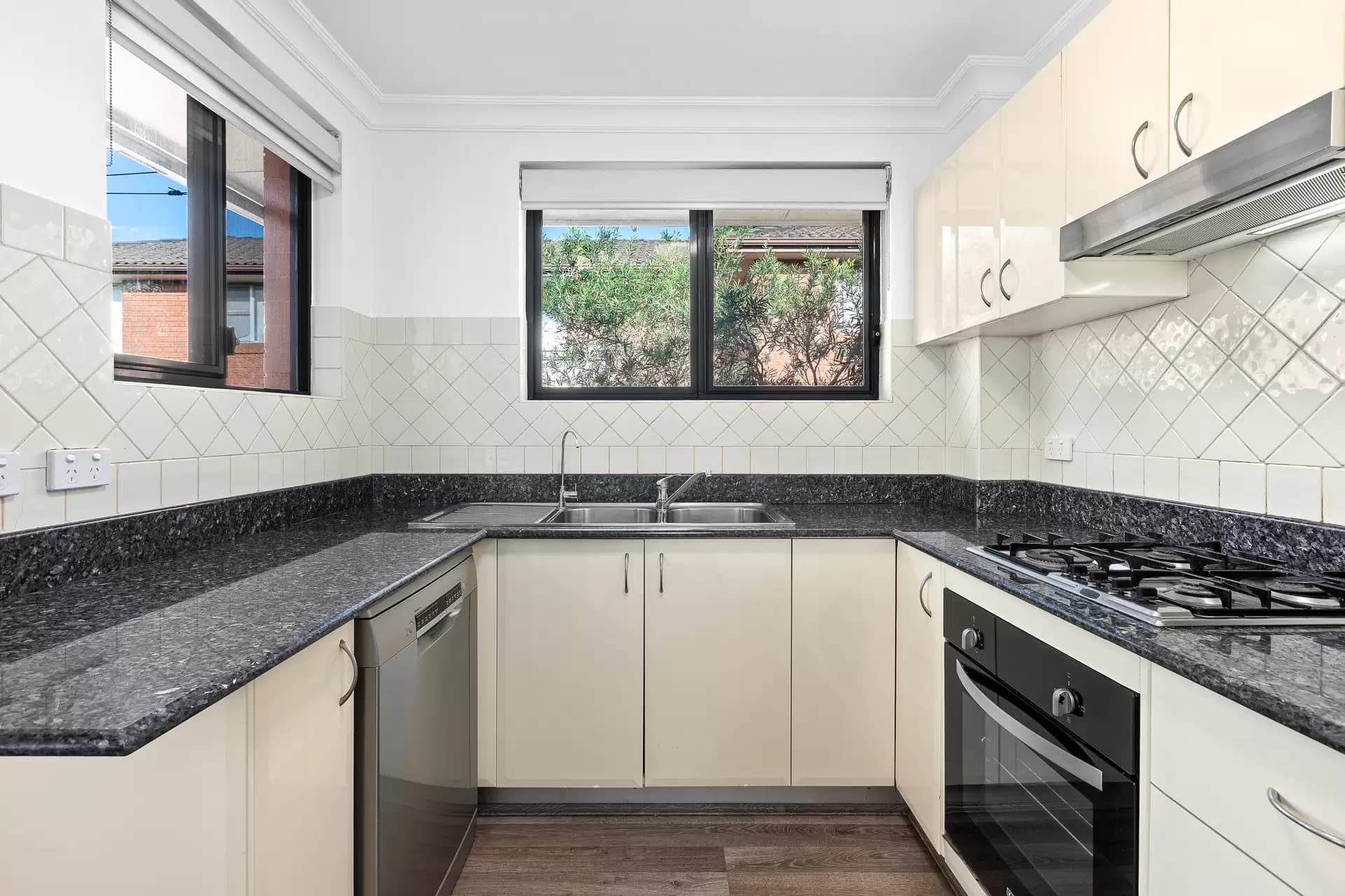 10/1-3 Beazley Street, Ryde, Ryde - Thumbnail 2