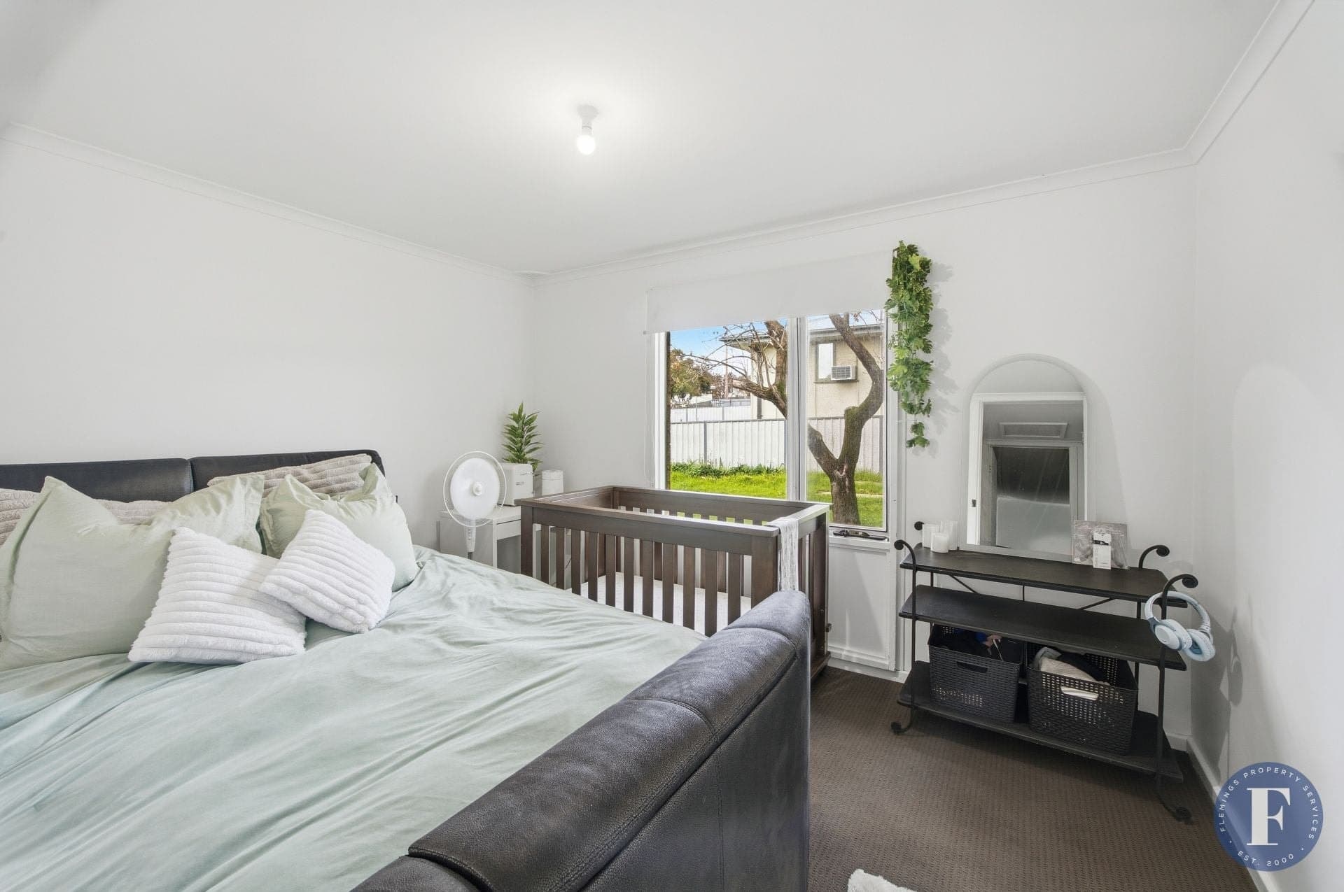 14 Cook Crescent, Young NSW, Young - Thumbnail 7