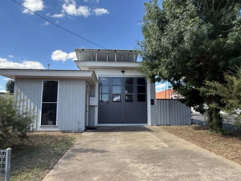 61 Pudman Street, Boorowa NSW, Boorowa - Thumbnail 2