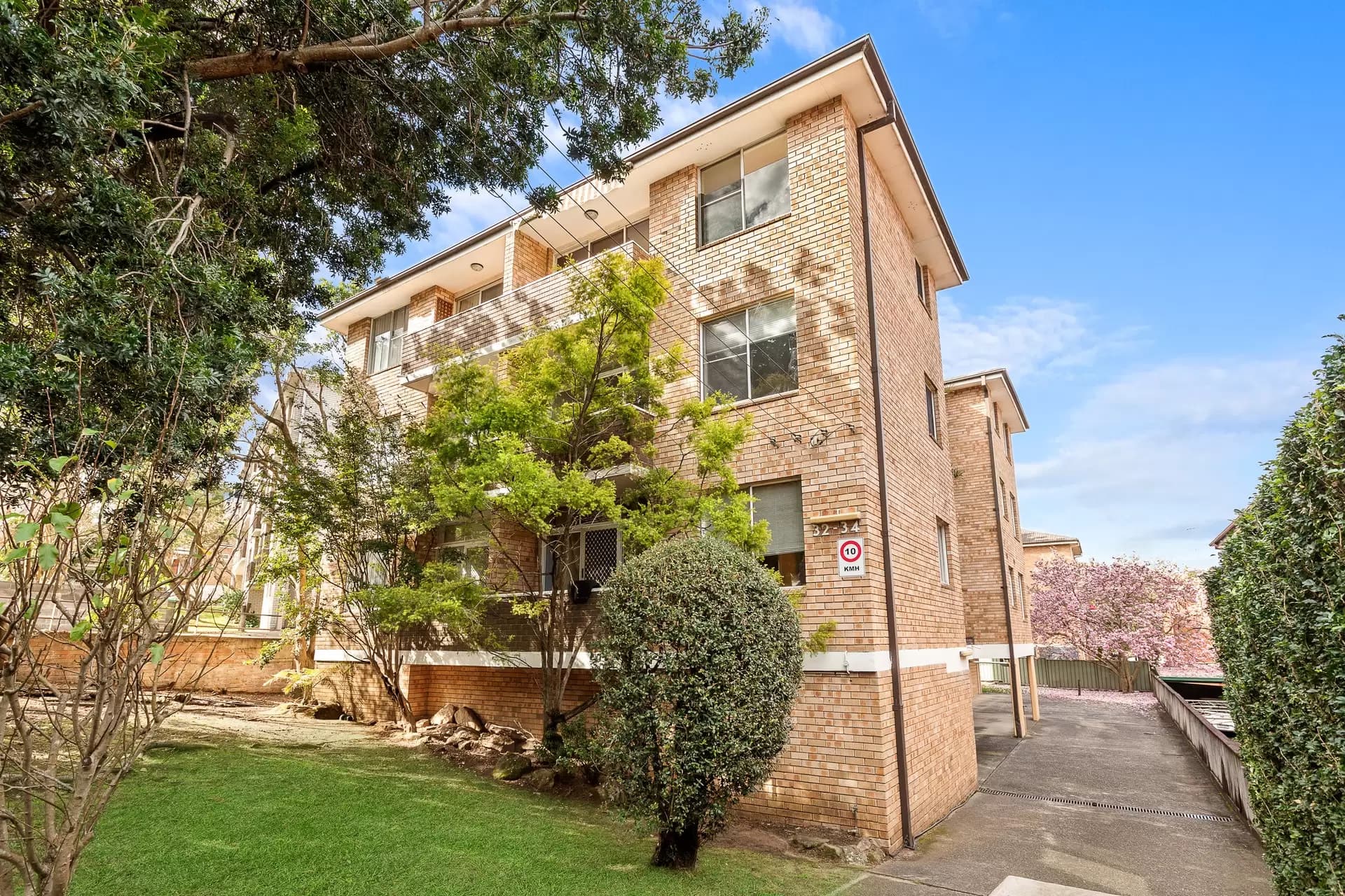 11/32-34 Wharf Road, Gladesville, Gladesville - Thumbnail 2