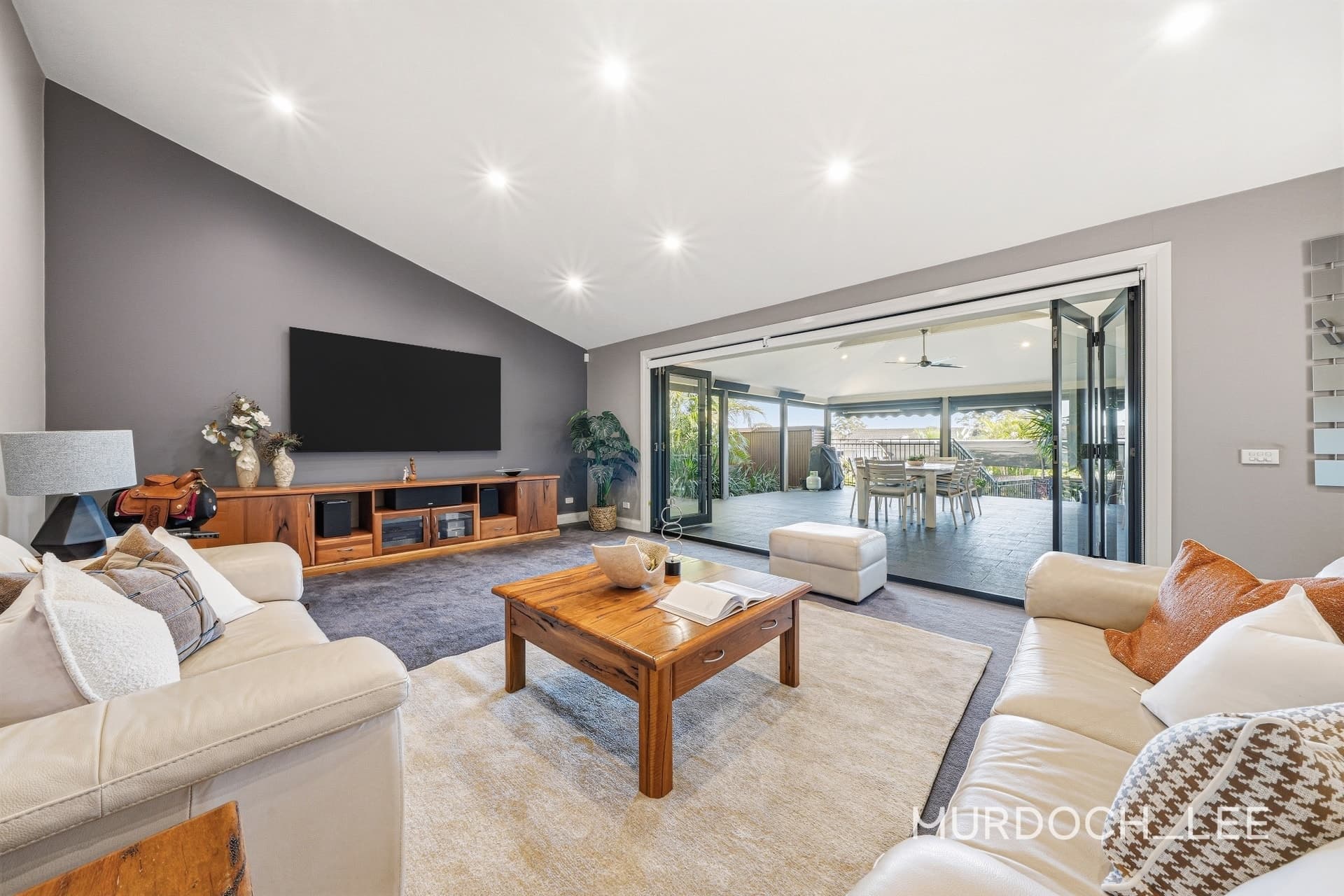 1 Lockhart Avenue, Castle Hill, Castle Hill - Thumbnail 4