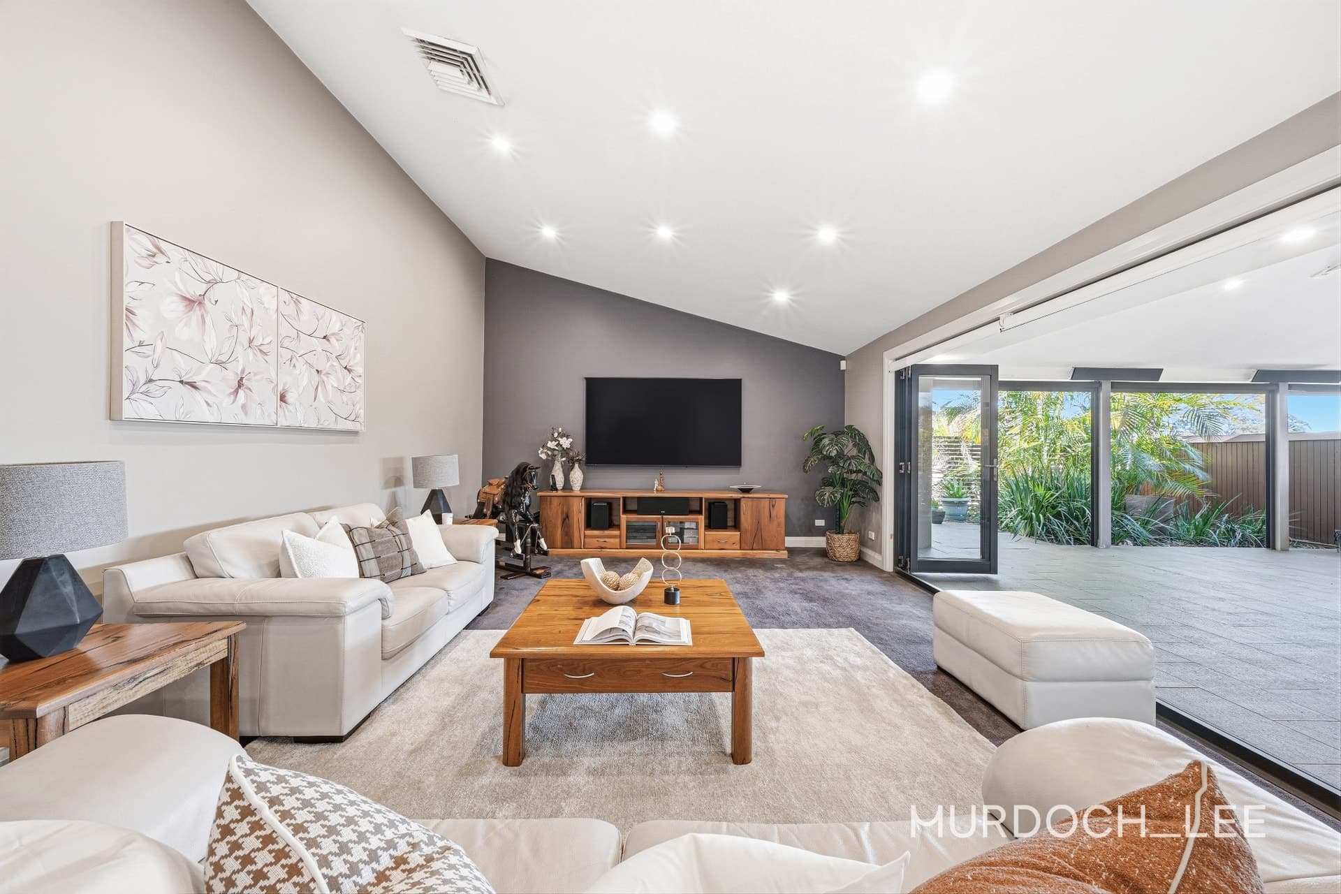 1 Lockhart Avenue, Castle Hill, Castle Hill - Thumbnail 5