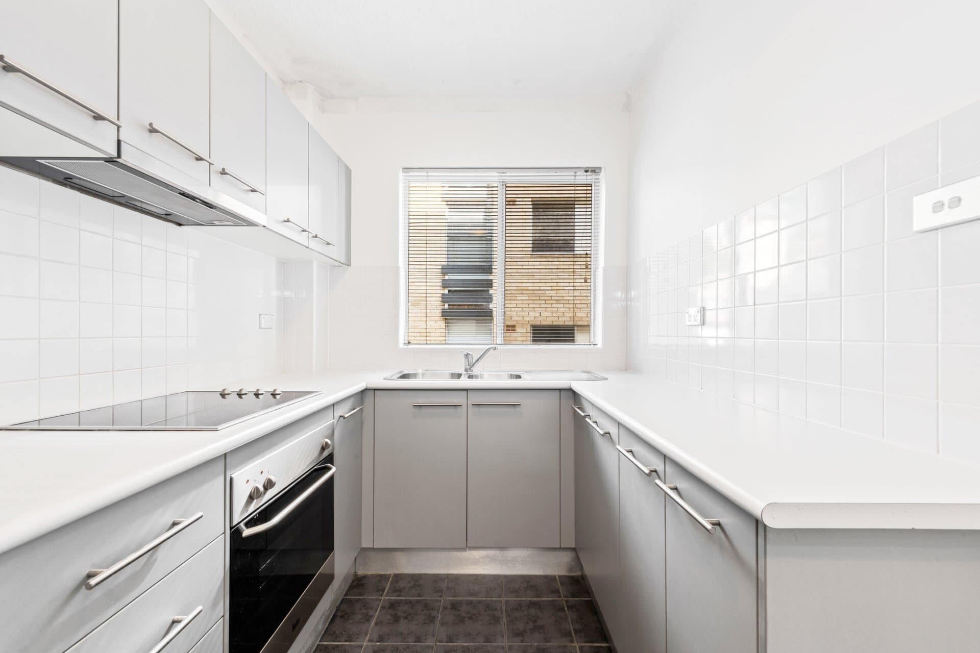 8/28 Meadow Crescent, Meadowbank, Meadowbank - Thumbnail 3