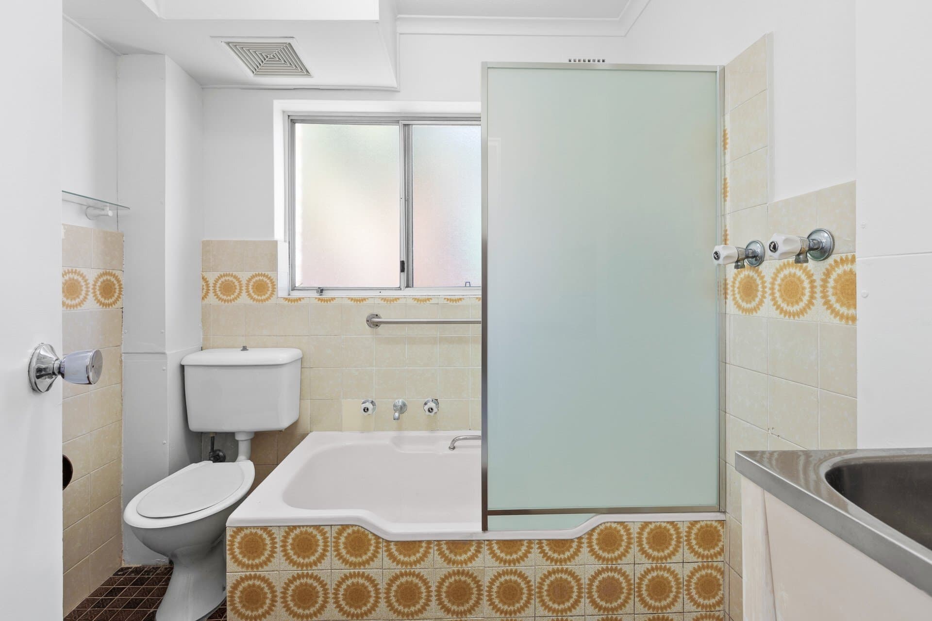 2/35 Morrison Road, Gladesville, Gladesville - Thumbnail 2