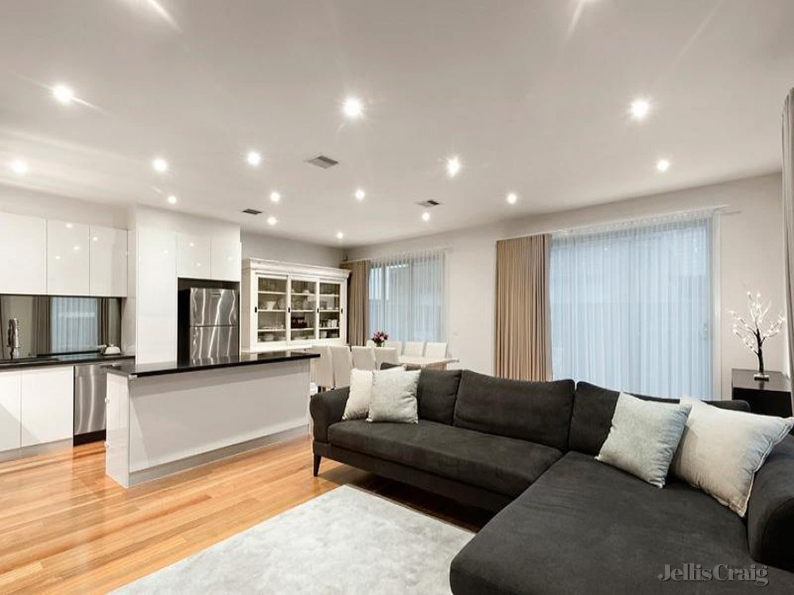 48 Lind Street, Strathmore, Strathmore - Thumbnail 5