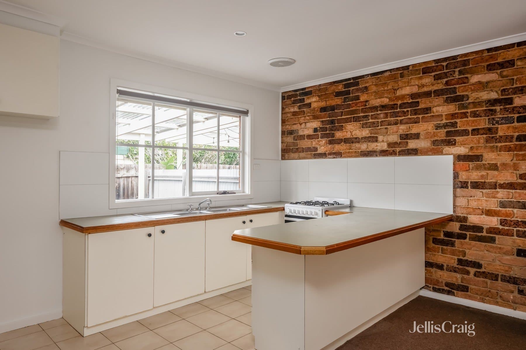 2/111 Rushall Crescent, Fitzroy North, Fitzroy North - Thumbnail 2