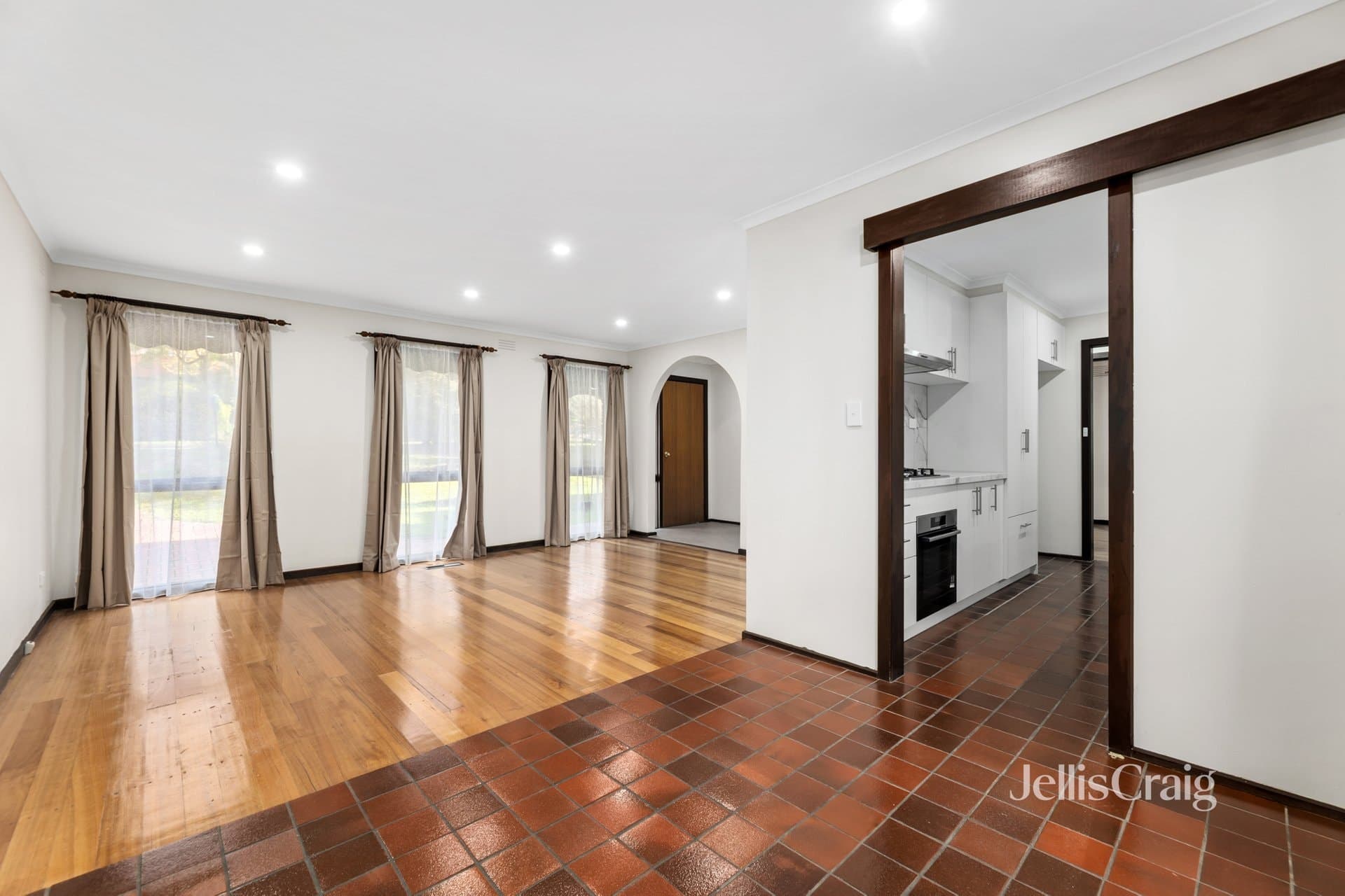 24 Thornton Street, Macleod, Macleod - Thumbnail 4