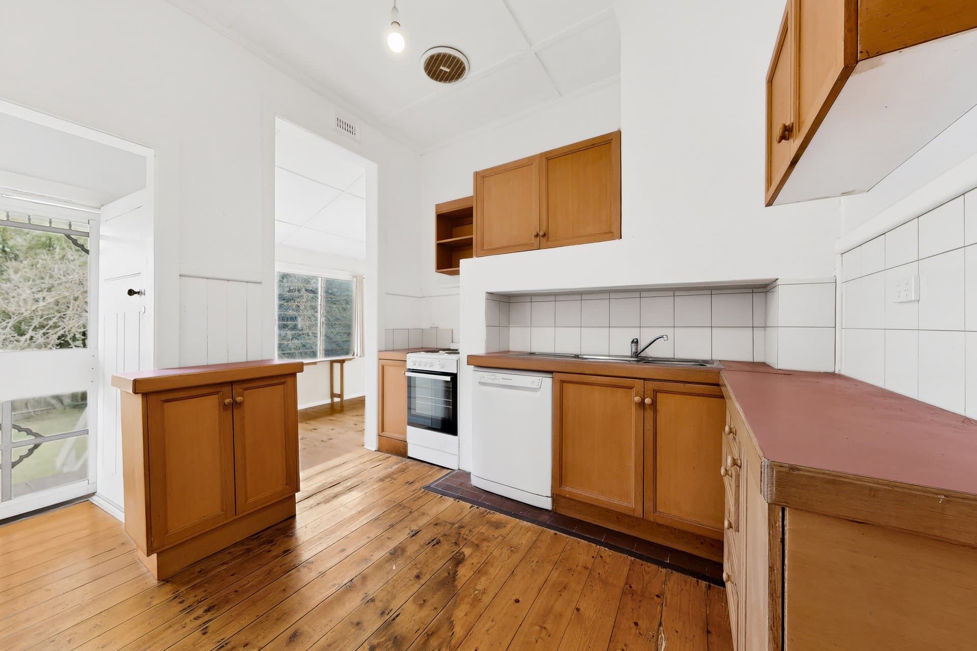 2 Creswick Street, Deepdene, Deepdene - Thumbnail 5