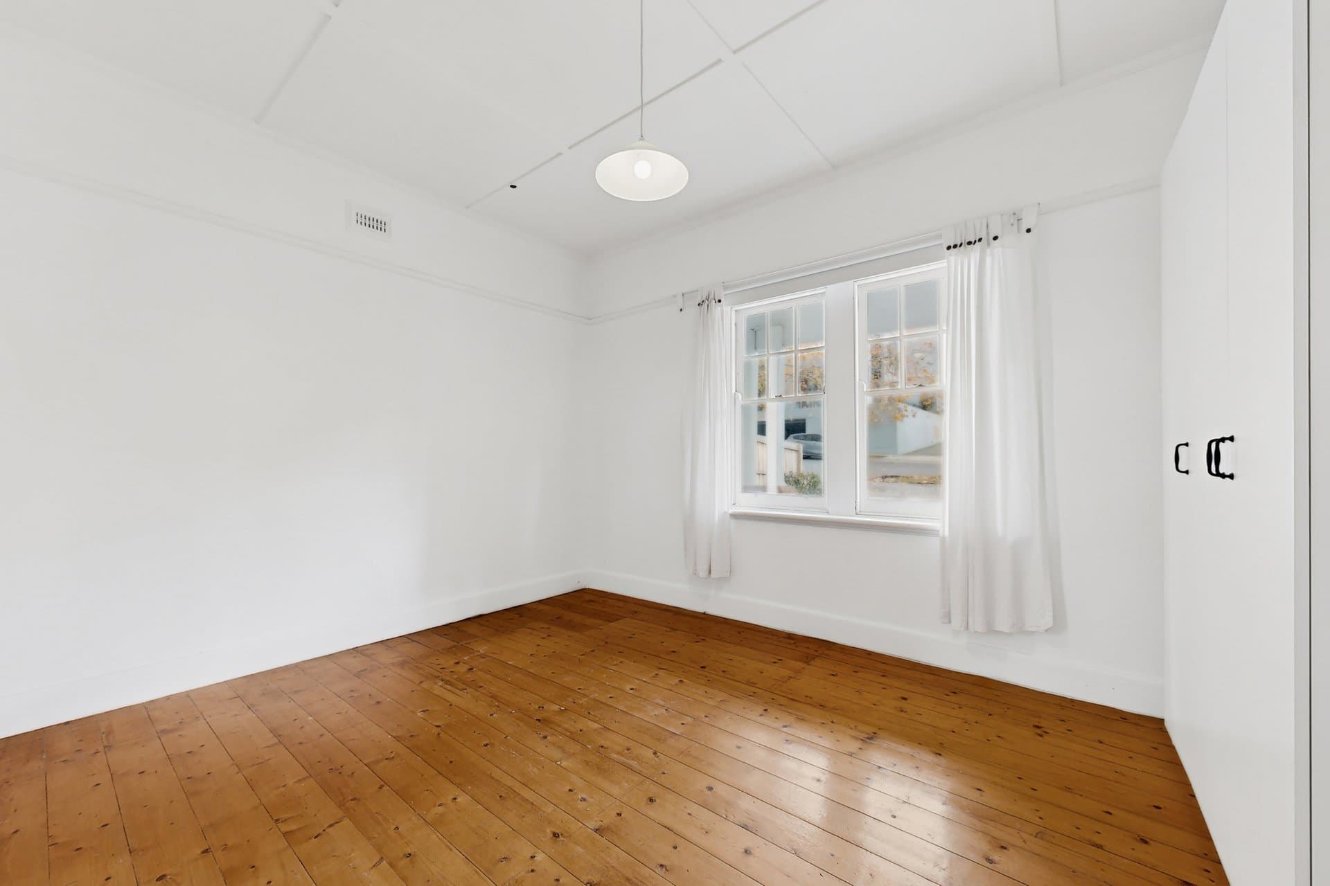 2 Creswick Street, Deepdene, Deepdene - Thumbnail 7