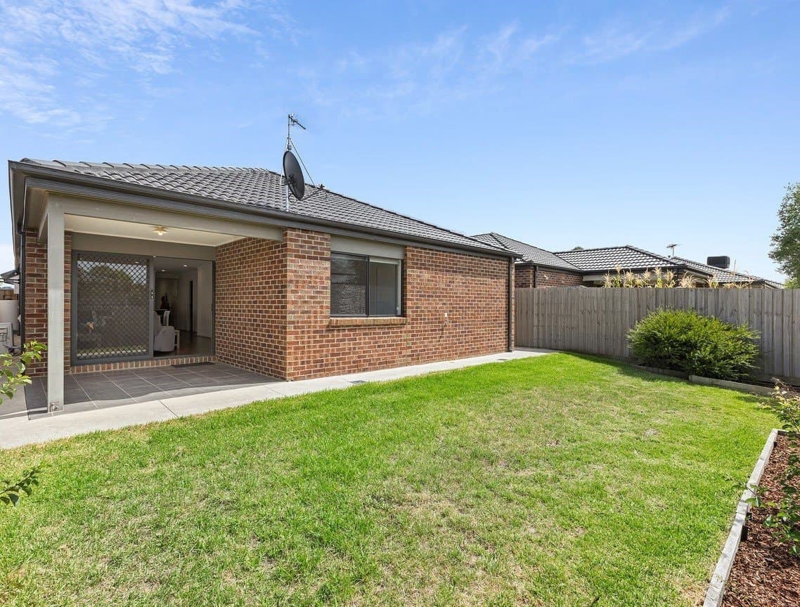 9 Rutherford Grove, Armstrong Creek, Armstrong Creek - Image 1