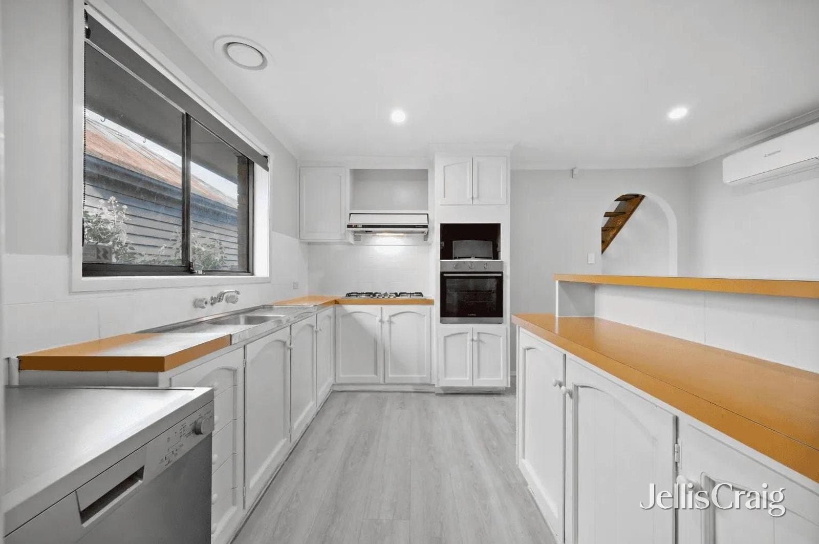 406 Lydiard Street North, Soldiers Hill, Soldiers Hill - Thumbnail 3