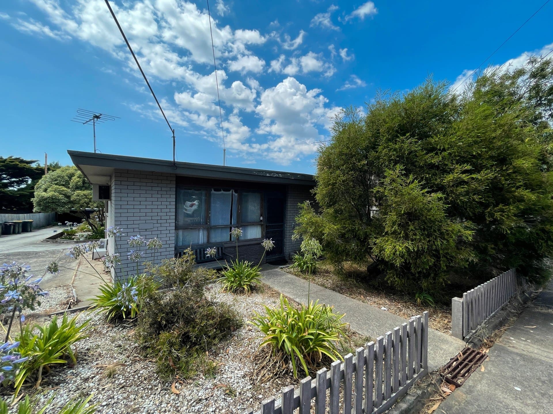 1/5 Cara Road, Highton, Highton - Thumbnail 2