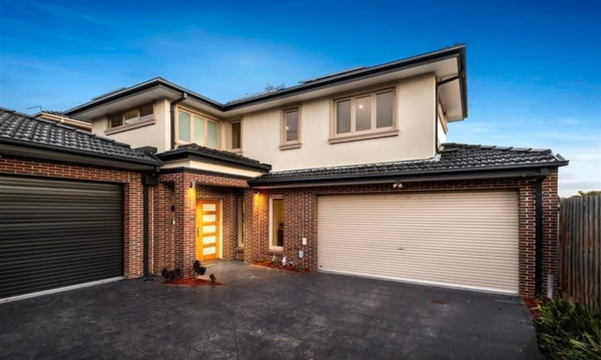 2/16 Maple Street, Mount Waverley, Mount Waverley - Image 1