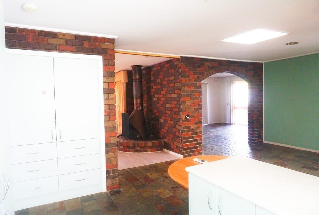 12 Creswick Street, Glen Waverley, Glen Waverley - Thumbnail 4