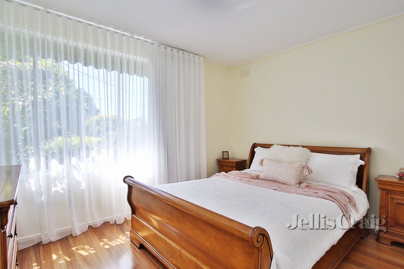 8 Millan Court, Glen Waverley, Glen Waverley - Thumbnail 5