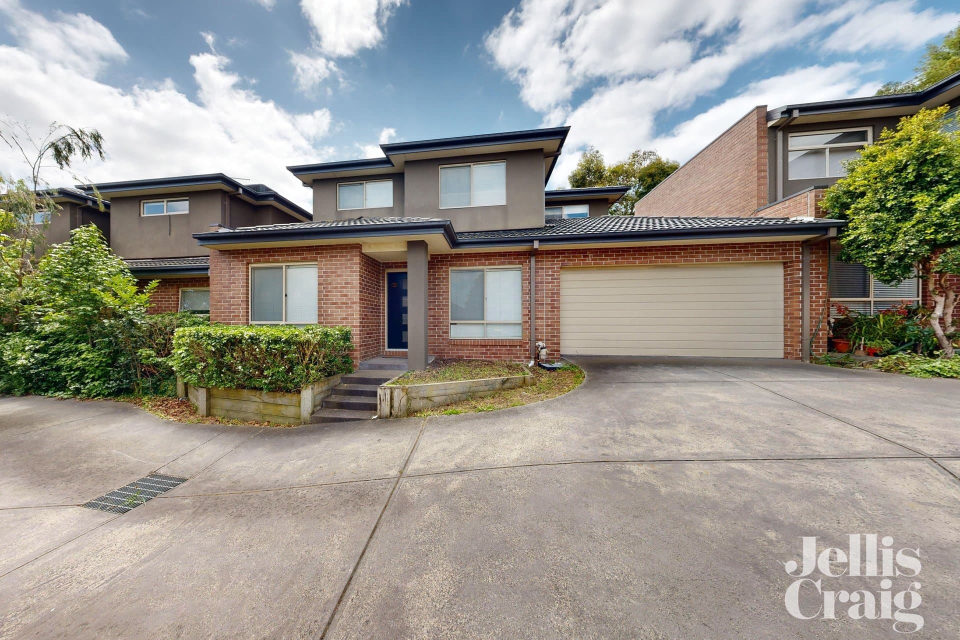 2/4-6 Smyth Street, Mount Waverley, Mount Waverley - Thumbnail 2