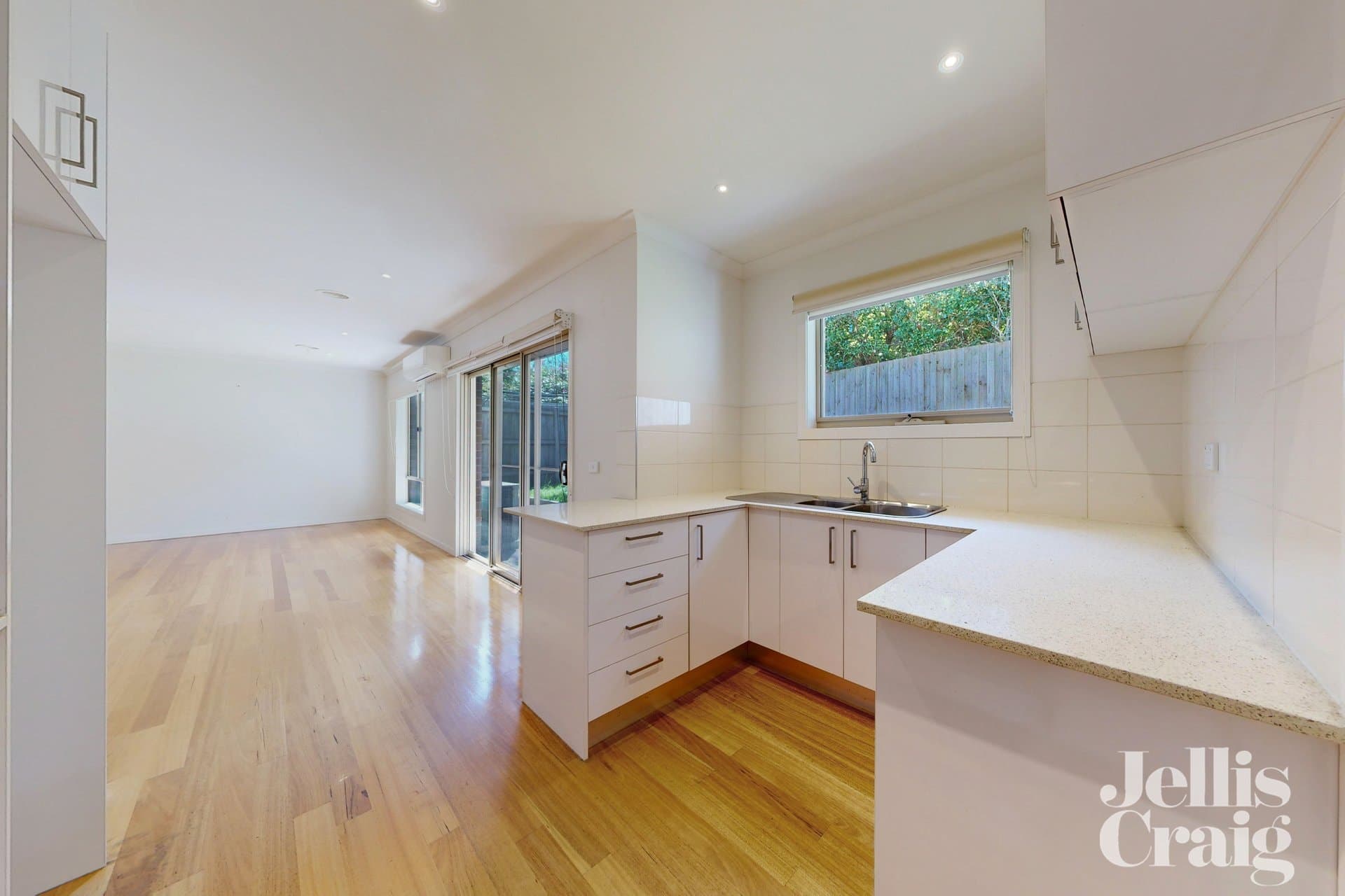 2/4-6 Smyth Street, Mount Waverley, Mount Waverley - Thumbnail 6