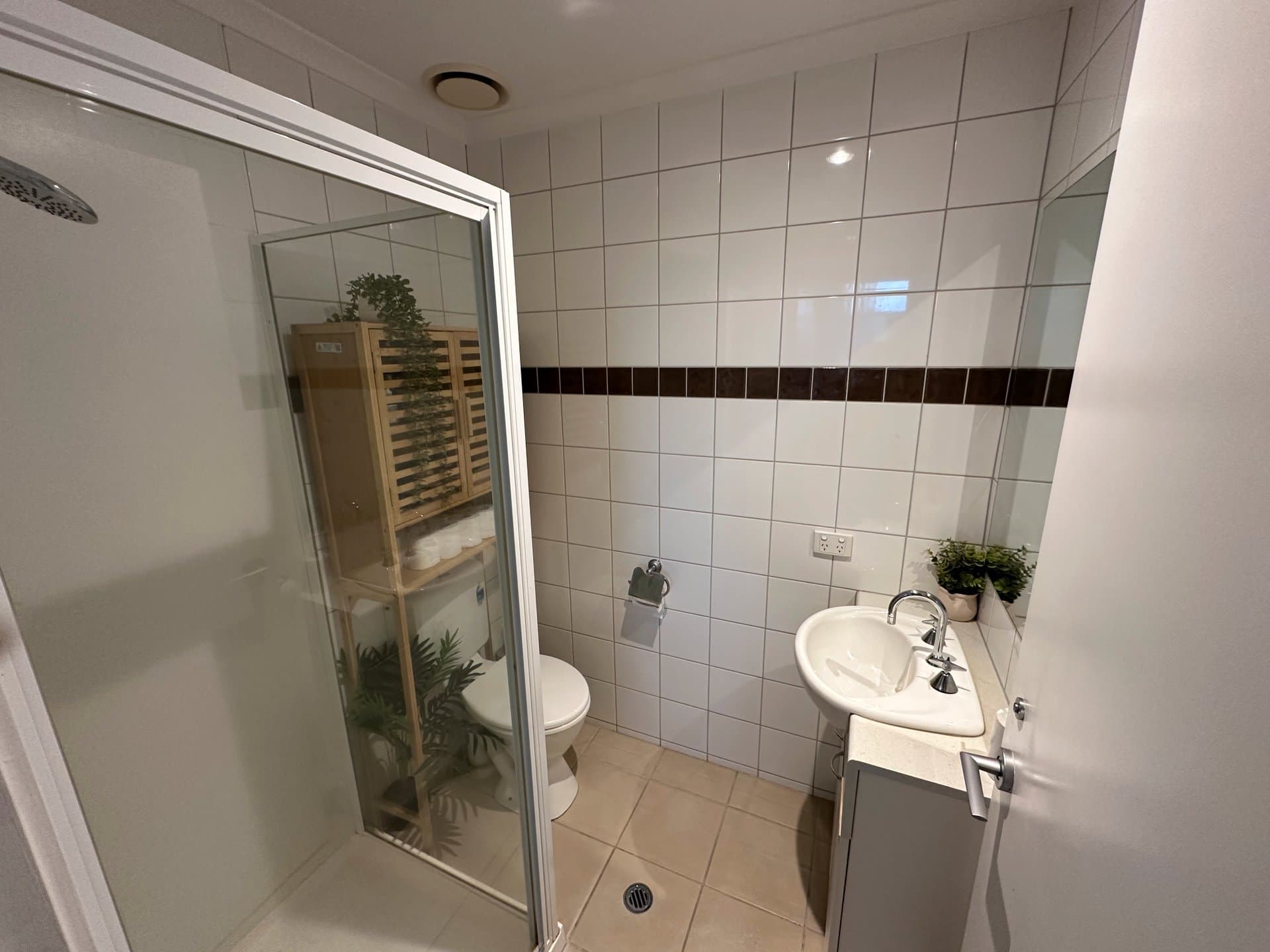 406/662-678 Blackburn Road, Notting Hill, Notting Hill - Thumbnail 5