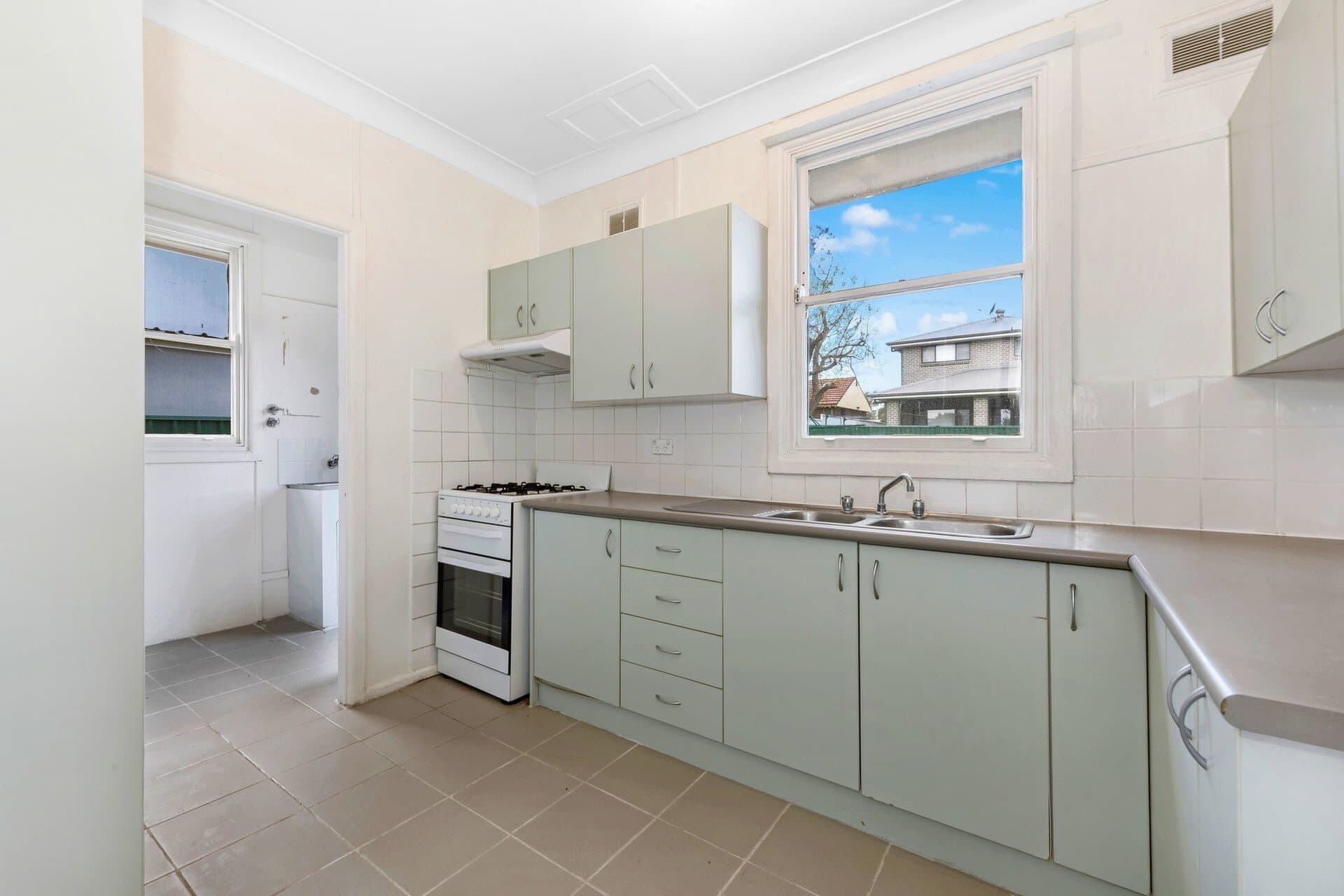 11 Primrose Avenue, Rydalmere, Rydalmere - Thumbnail 3