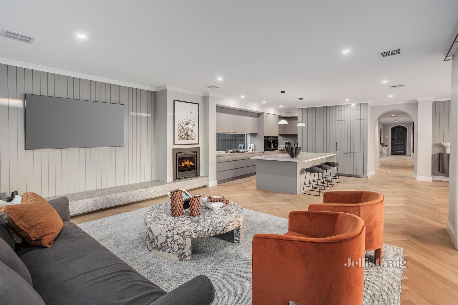 717 Waverley Road, Glen Waverley, Glen Waverley - Thumbnail 3