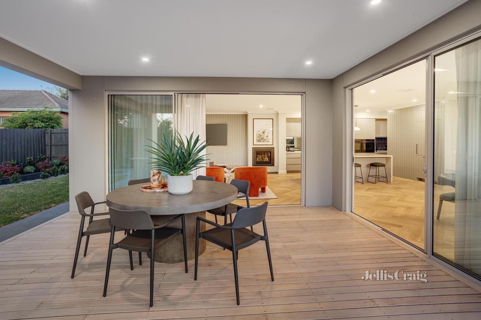 717 Waverley Road, Glen Waverley, Glen Waverley - Thumbnail 5