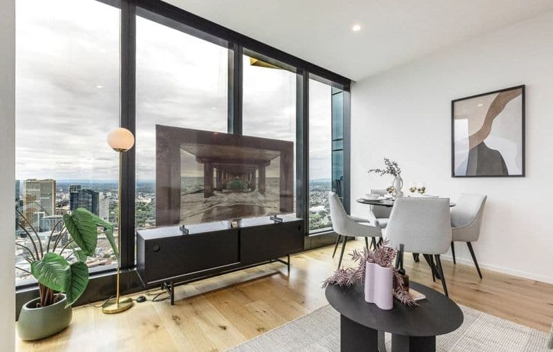 6604 / 70 Southbank Boulevard, Southbank, Southbank - Thumbnail 2