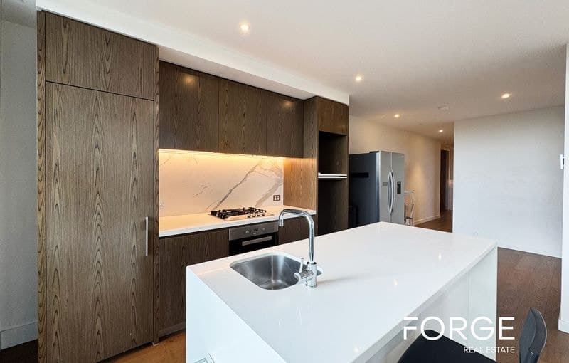 305 / 77 Queens Road, Melbourne, Melbourne - Thumbnail 2
