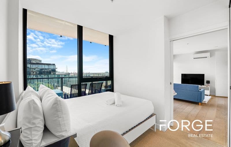 605 / 150 Dudley Street, West Melbourne, West Melbourne - Thumbnail 3