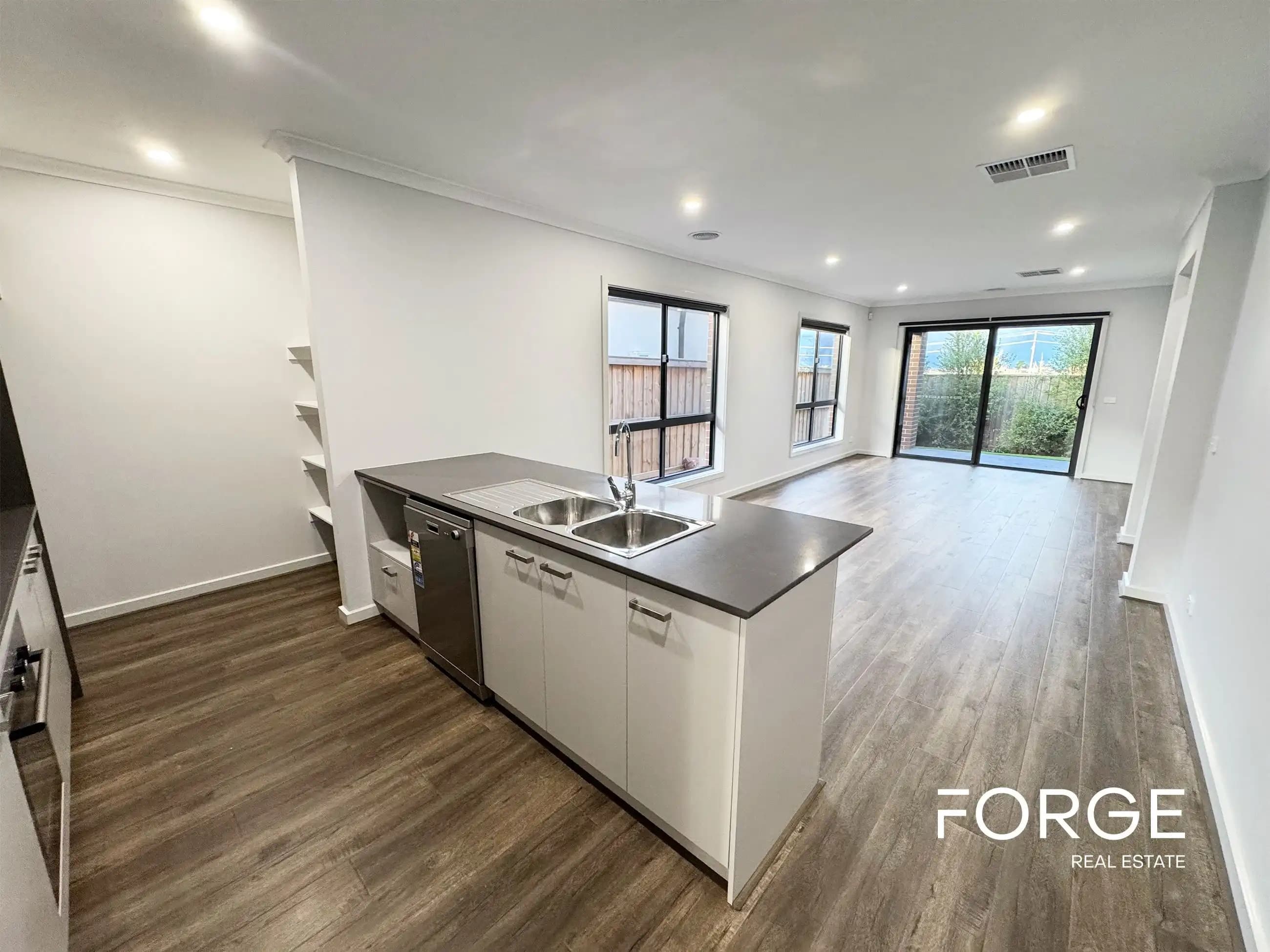 19 Scone Street, Cranbourne East, Cranbourne East - Image 1