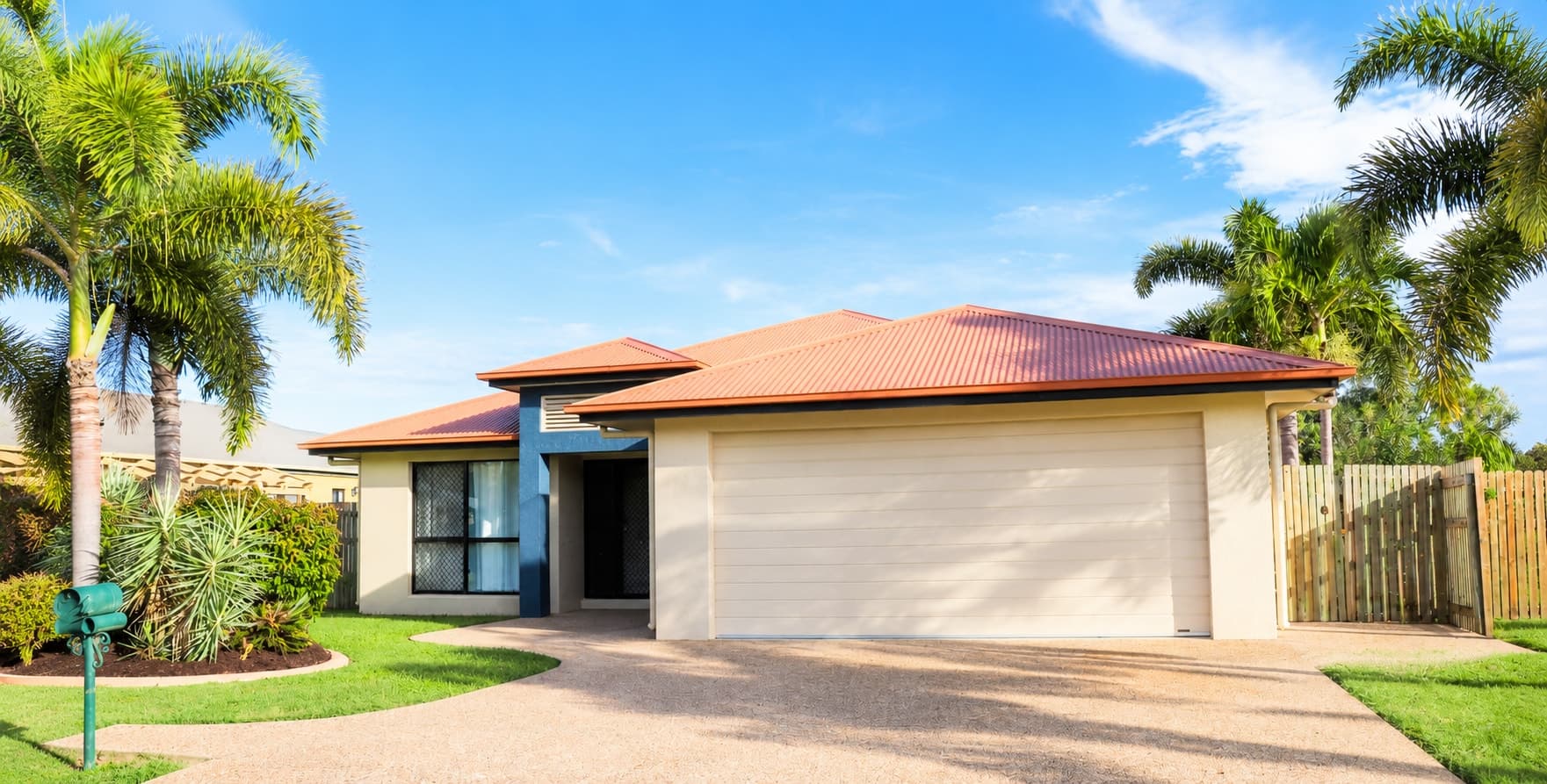 20 Bamboo Crescent, Mount Louisa - Image 1