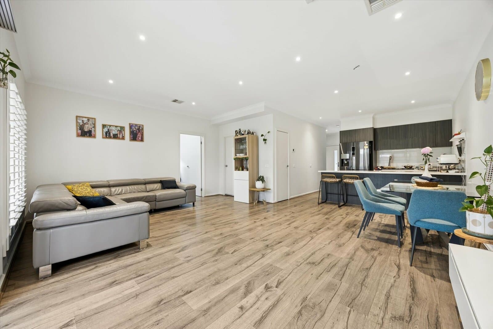26 Cherryfield Drive, Keysborough, Keysborough - Thumbnail 2