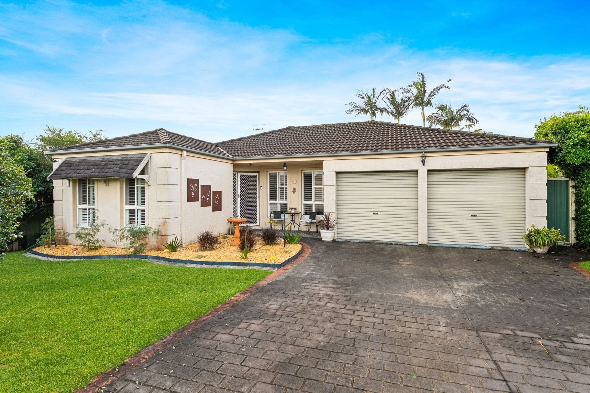 19 Mootay Close, Buff Point, Buff Point - Image 1