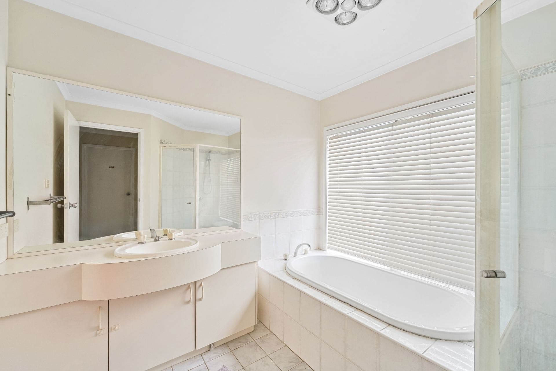 19 Mootay Close, Buff Point, Buff Point - Thumbnail 5