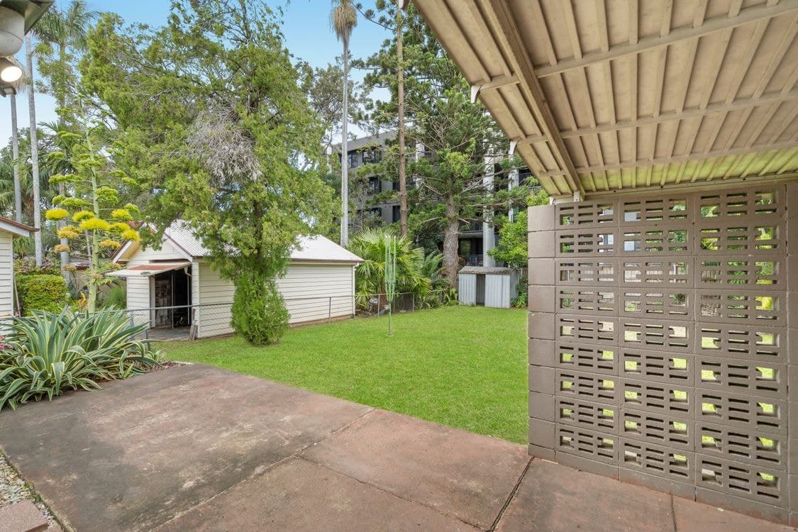 23 Lindwall Street, UPPER MOUNT GRAVATT, QLD 4122, Upper Mount Gravatt - Thumbnail 2