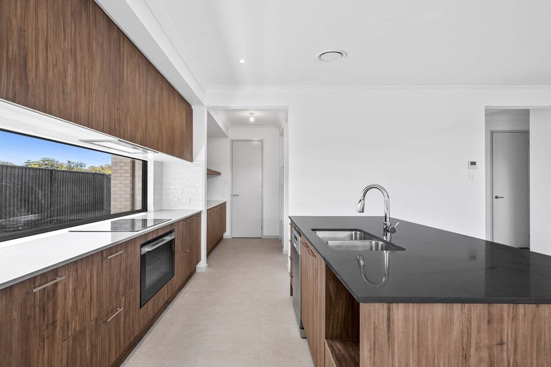 35 Ascot Circuit, PALMVIEW, QLD 4553, Palmview - Thumbnail 2