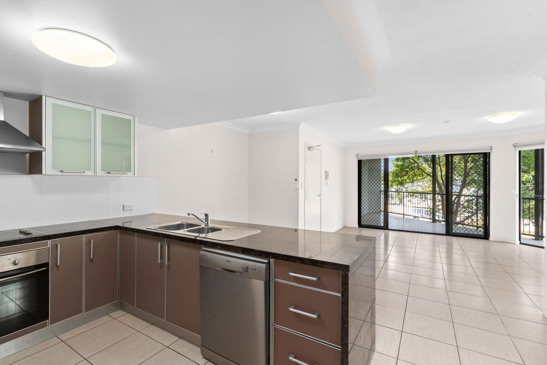 1/7 Gaythorne Road, GAYTHORNE, QLD 4051, Gaythorne - Thumbnail 3
