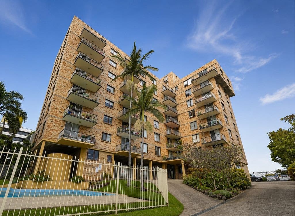 27/72 Marine Parade, Southport, QLD 4215, Southport - Thumbnail 8