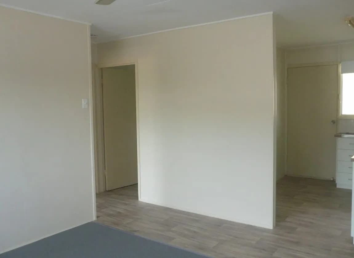 2/167 Toolooa Street, South Gladstone, QLD, 4680, South Gladstone - Thumbnail 2