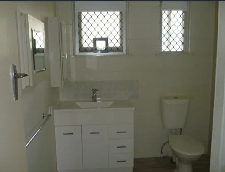 2/167 Toolooa Street, South Gladstone, QLD, 4680, South Gladstone - Thumbnail 4