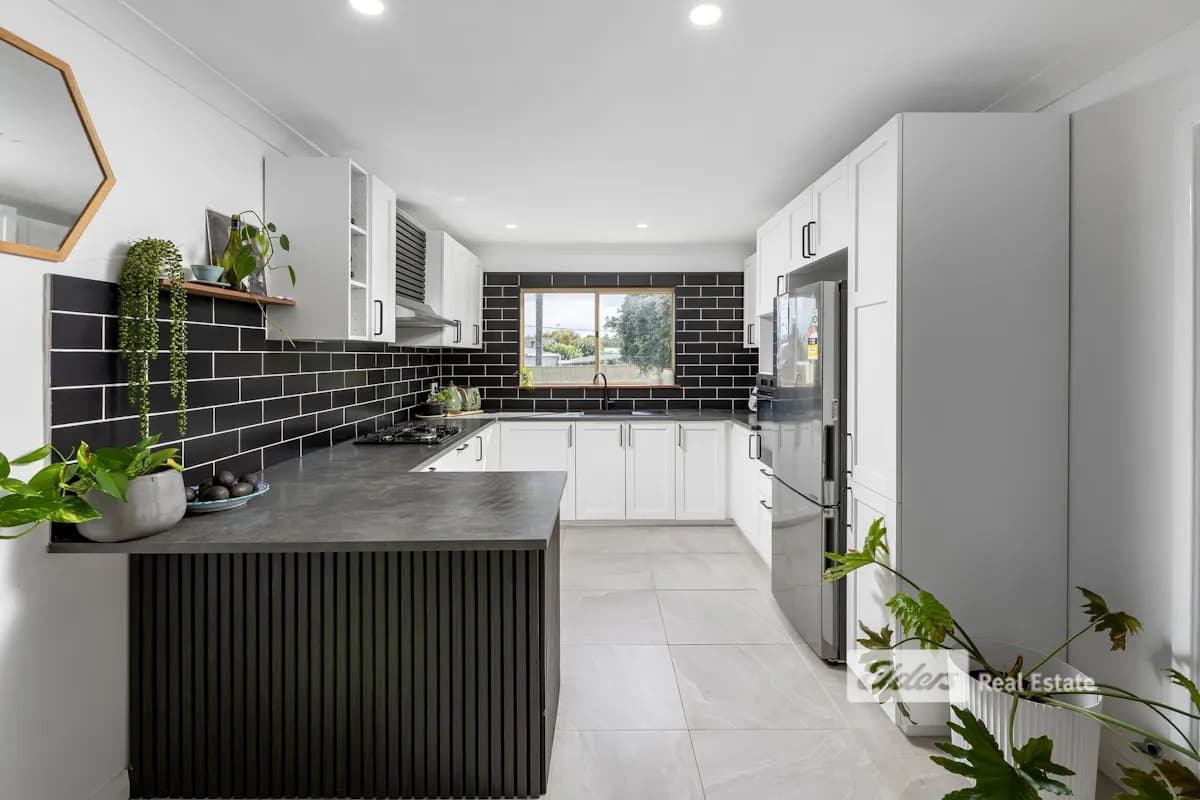 12 Scott Crescent, East Bunbury, WA, 6230, East Bunbury - Thumbnail 5