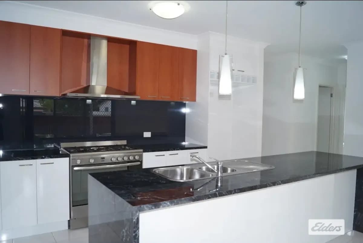 530 Ebden Street, South Albury, NSW, 2640, South Albury - Thumbnail 3