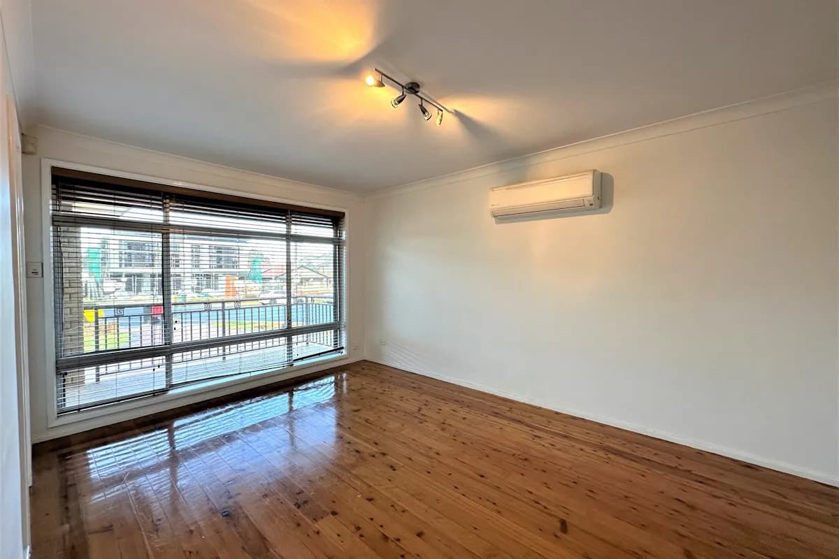 44 Flinders Road, Georges Hall, NSW, 2198, Georges Hall - Thumbnail 3