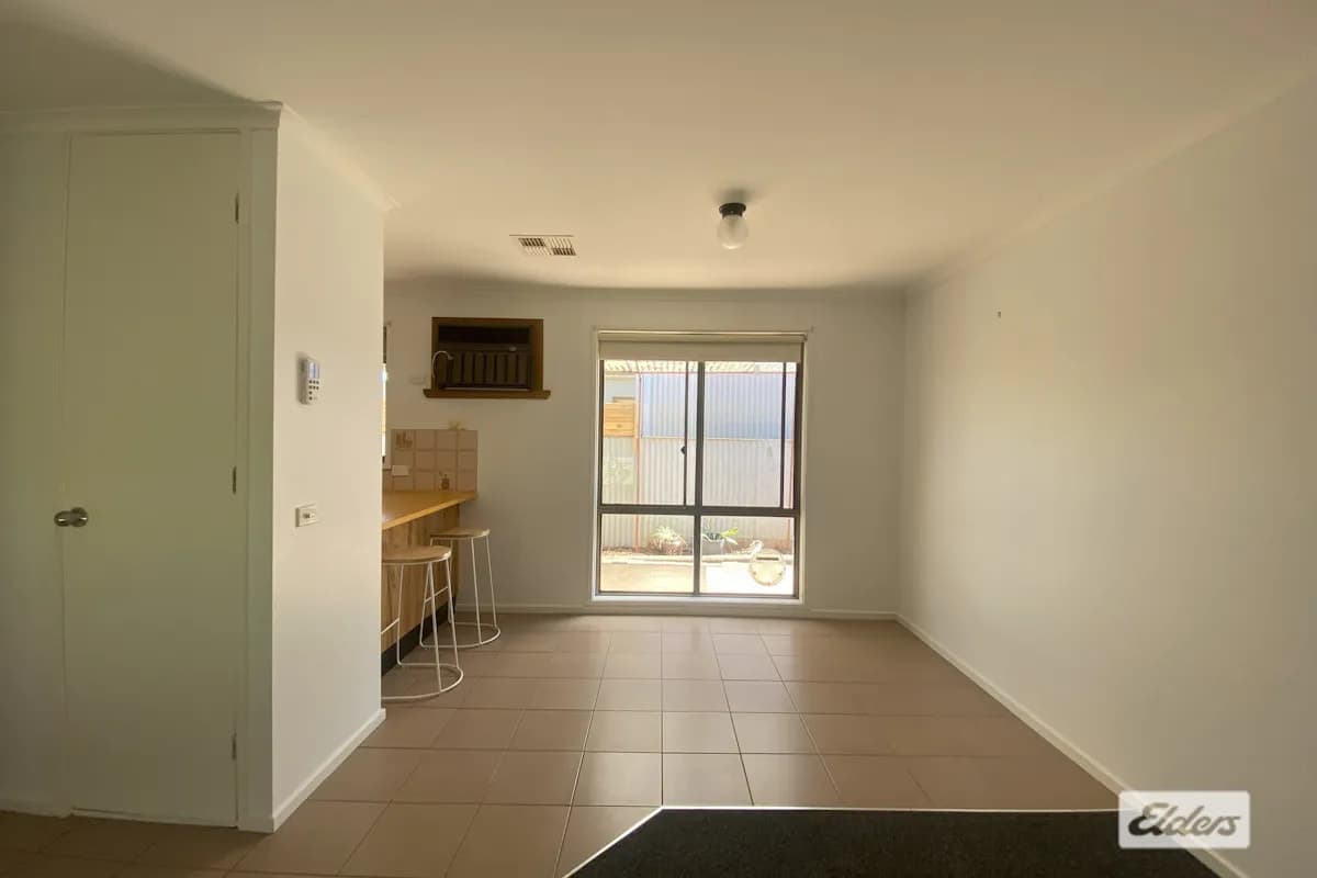 1/11 Wodonga Street, Wodonga, VIC, 3690, Wodonga - Thumbnail 2