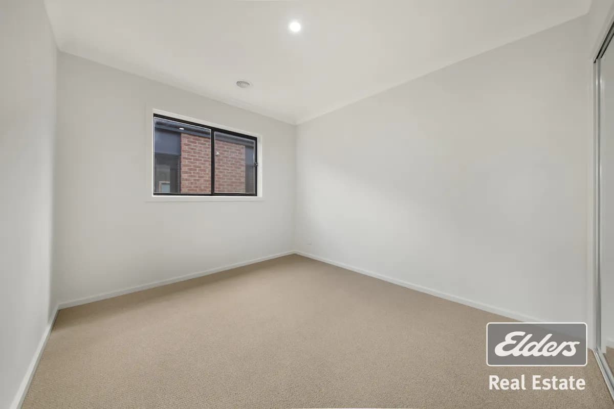 8 Astro Street, Werribee, VIC, 3030, Werribee - Thumbnail 4
