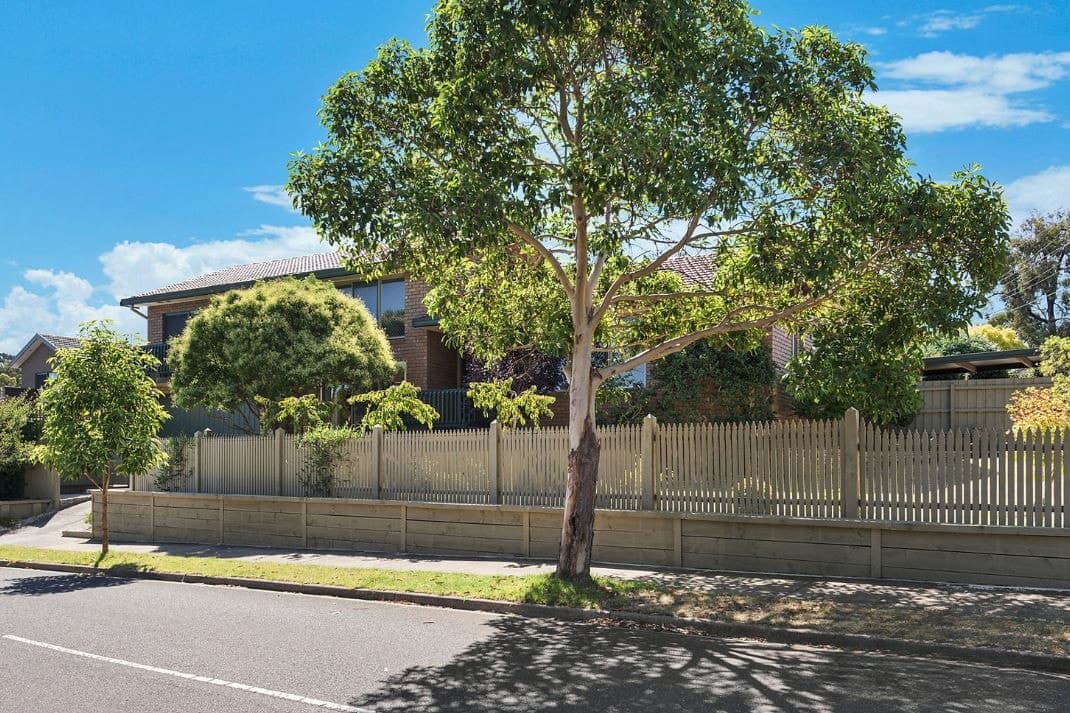 31 Winston Road, Viewbank, VIC 3084, Viewbank - Image 1