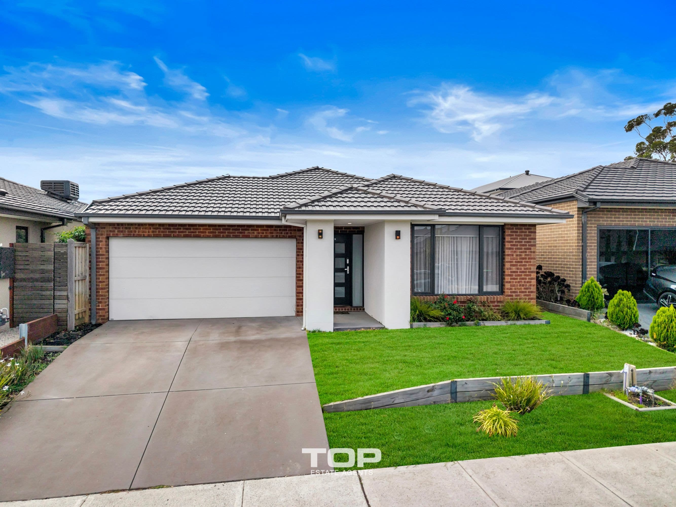 9 Seahawk Crescent, Clyde North - Thumbnail 3
