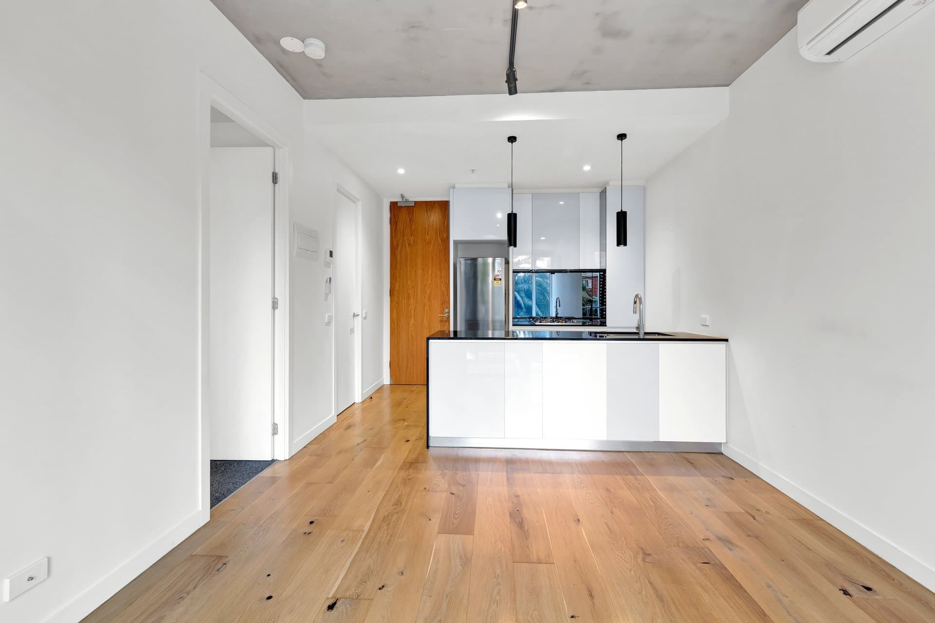 110/6 Murphy Street, South Yarra - Thumbnail 4