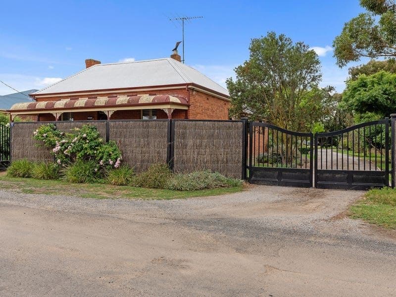 6 Candeloro Street, Bacchus Marsh VIC 3340, Bacchus Marsh - Image 1