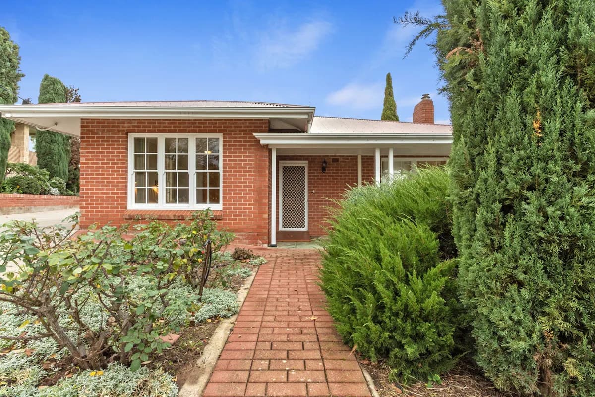 9 Tilbrook Avenue, Clare, SA, 5453, Clare - Thumbnail 2