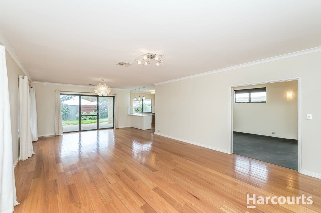 27 Woodvale Drive, WOODVALE, WA 6026, Woodvale - Thumbnail 2